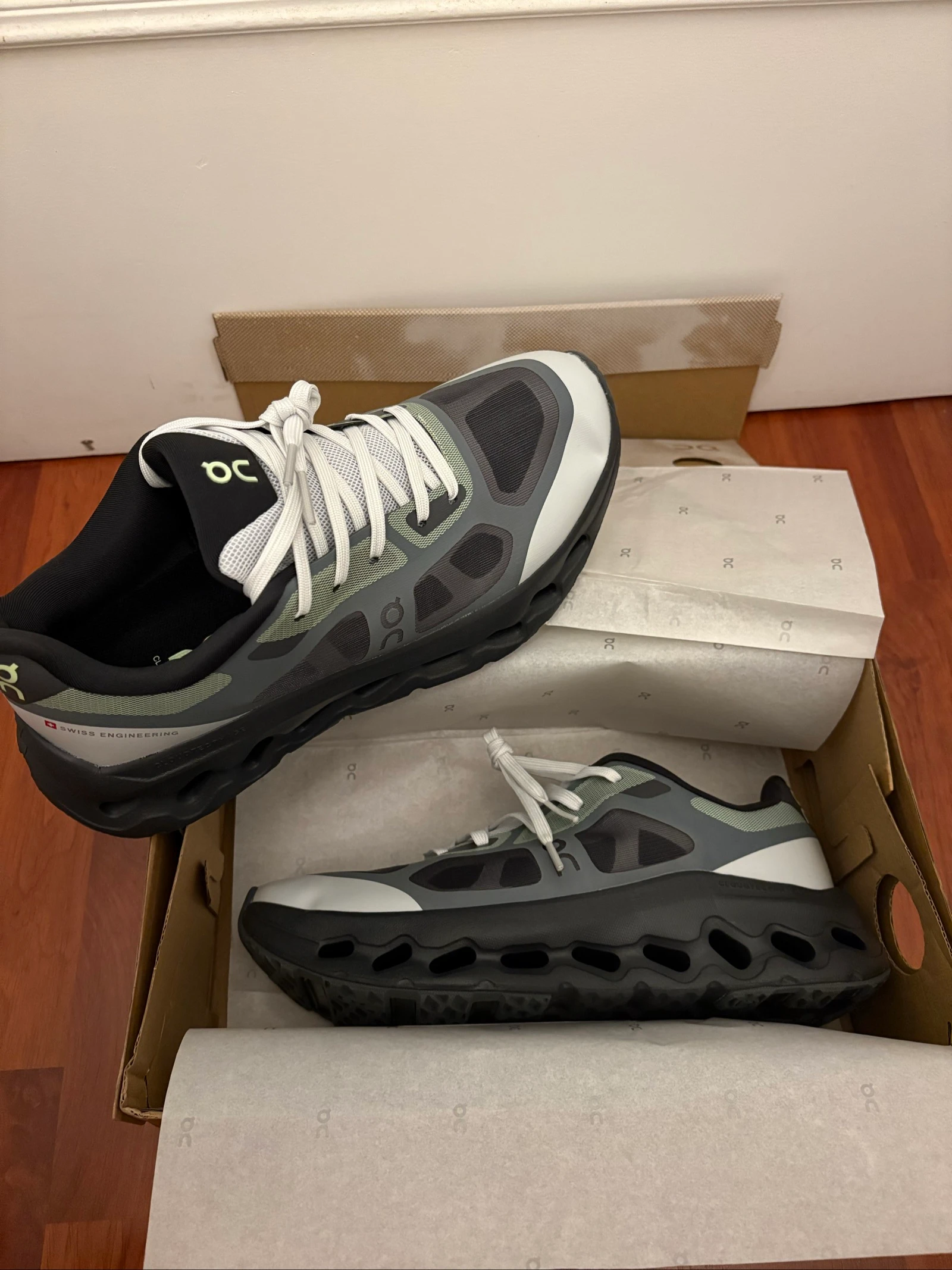 On Cloudmonster verr/Gris – état neuf taille 42 – photo 2